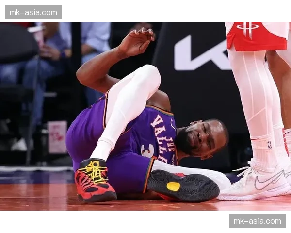 门将因频繁参与后场出球体系导致脚踝扭伤